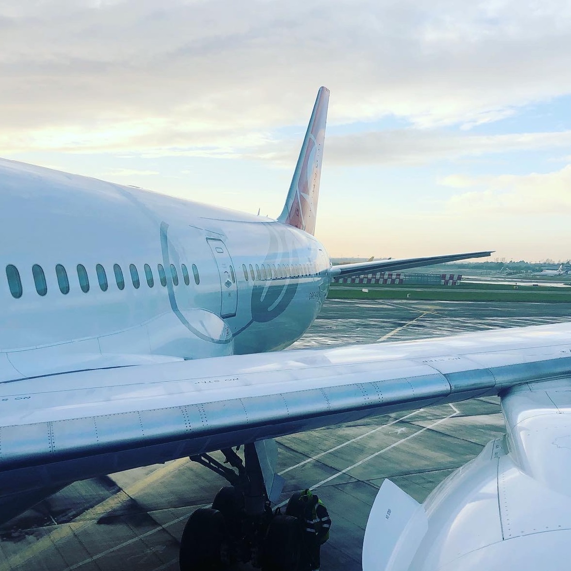 Wing of a turkish airlies Plane